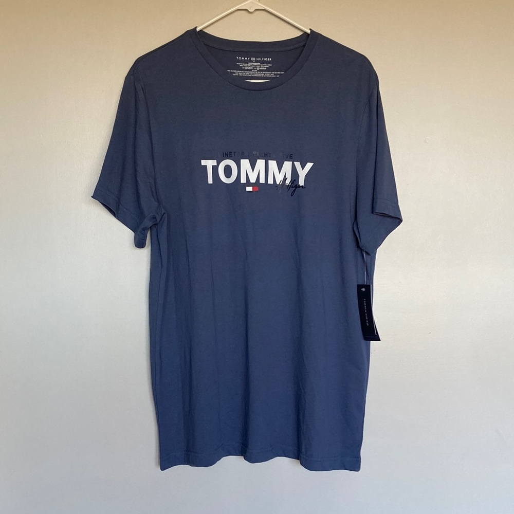 Tommy Hilfiger Tee Men’s Medium NWT Vintage Blue Shirt